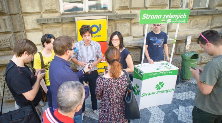 Pošťák není pojišťovák: Chceme kvalitní služby a férové pracovní podmínky na České poště?